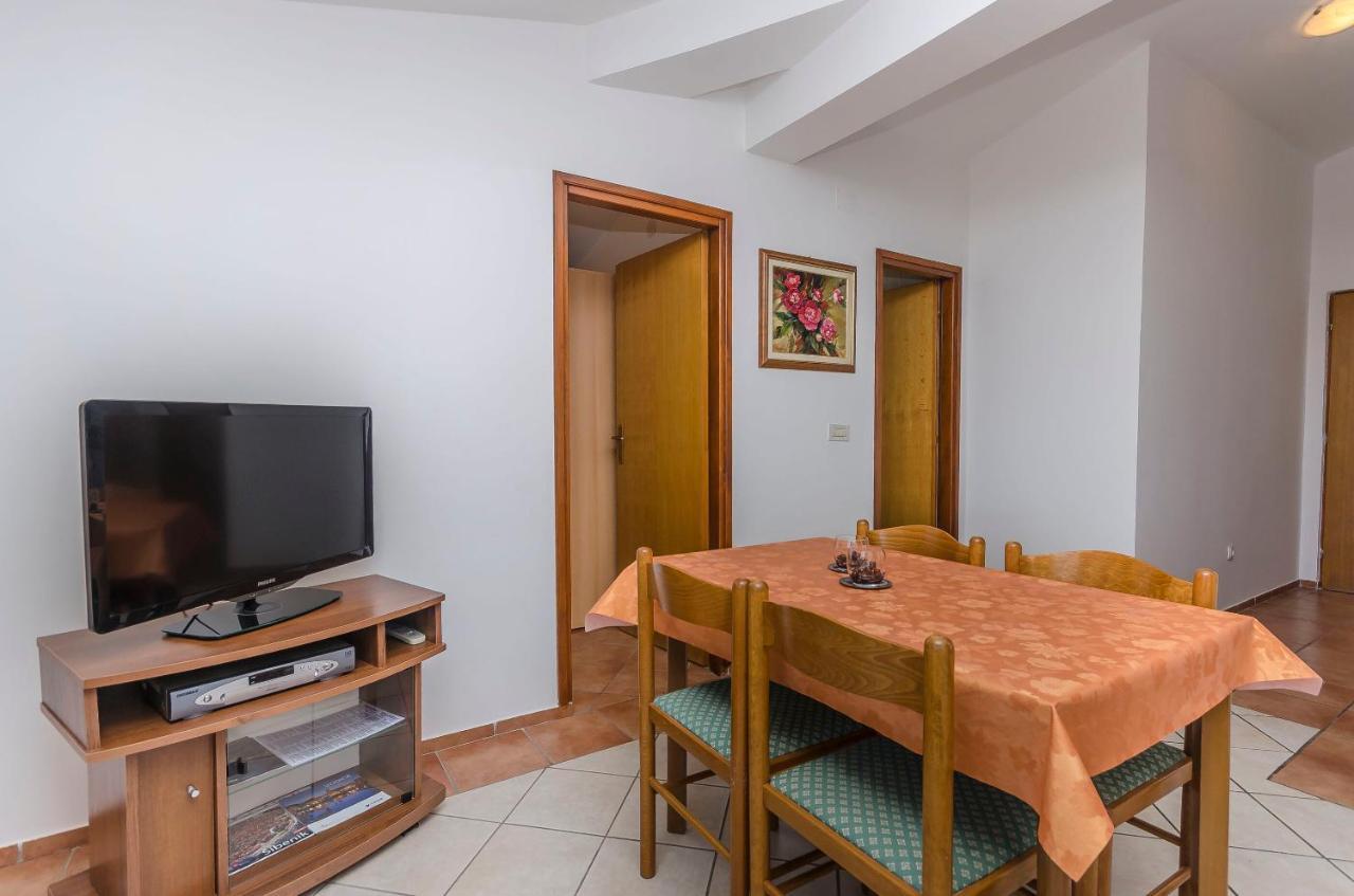 Apartments Villa Estella Срима Экстерьер фото